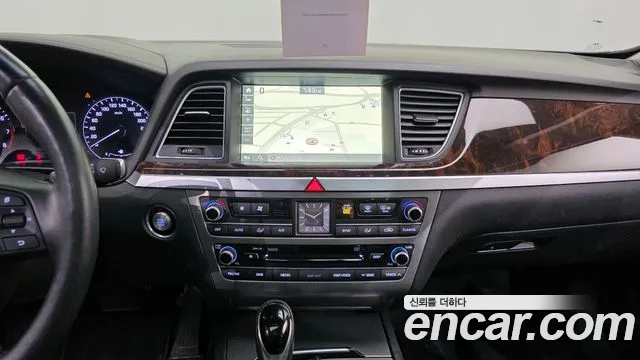 Hyundai Genesis 2016 — фото 14