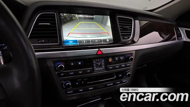 Hyundai Genesis 2016 — фото 15