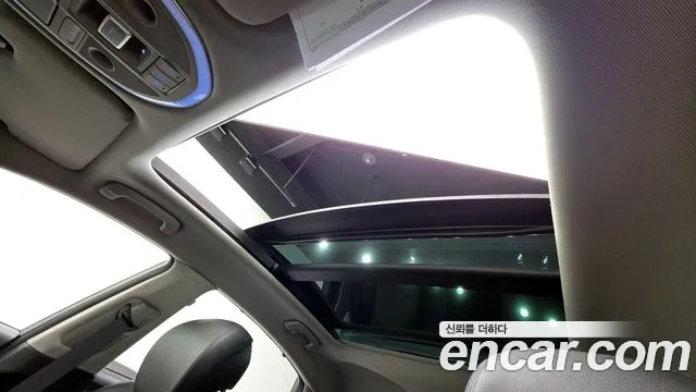 Hyundai Genesis 2016 — фото 18