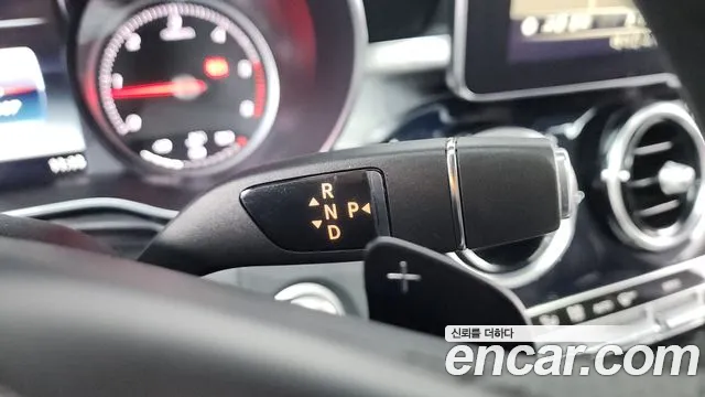 Mercedes-Benz C-Class 2018 — фото 12