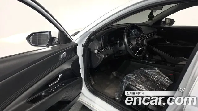 Hyundai AVANTE 2022 — фото 12