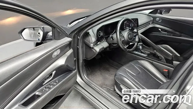 Hyundai AVANTE 2021 — фото 12