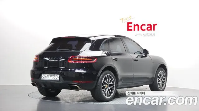 Porsche Macan 2018 — фото 2
