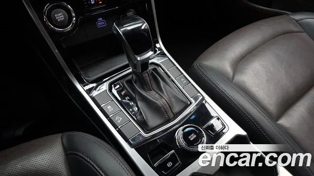 KG_Mobility_Ssangyong KORANDO 2019 — фото 12