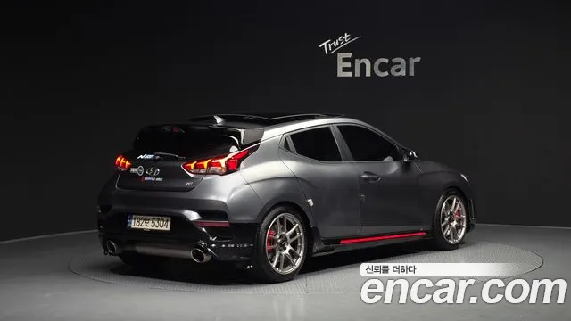 Hyundai Veloster 2019 — фото 2