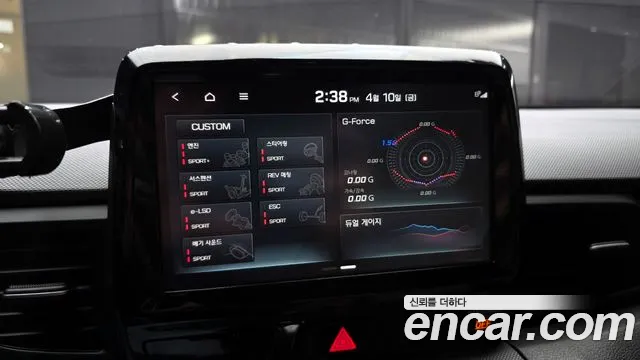 Hyundai Veloster 2019 — фото 16