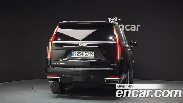 Cadillac Escalade 2022 — фото 4