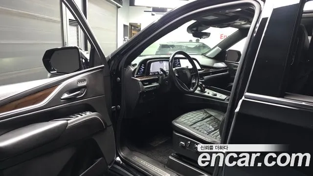 Cadillac Escalade 2022 — фото 10