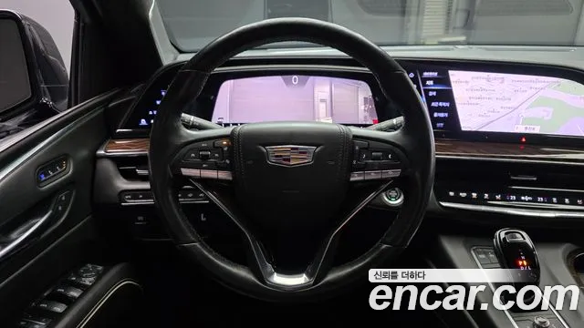 Cadillac Escalade 2022 — фото 13
