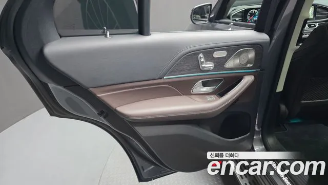 Mercedes-Benz GLE-Class 2022 — фото 15