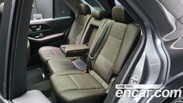 Mercedes-Benz GLE-Class 2022 — фото 16