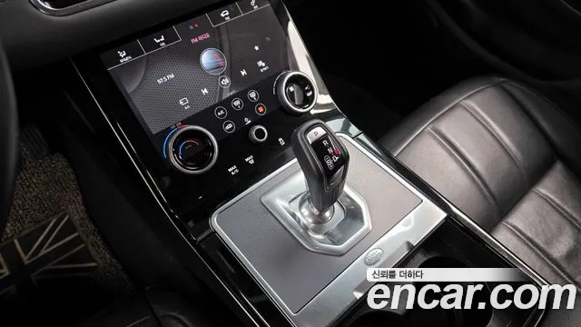 Land Rover Range Rover Evoque 2020 — фото 12