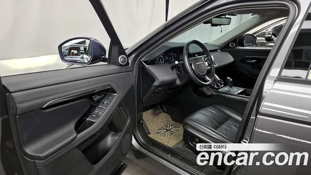 Land Rover Range Rover Evoque 2020 — фото 13