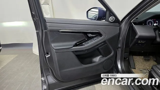 Land Rover Range Rover Evoque 2020 — фото 14