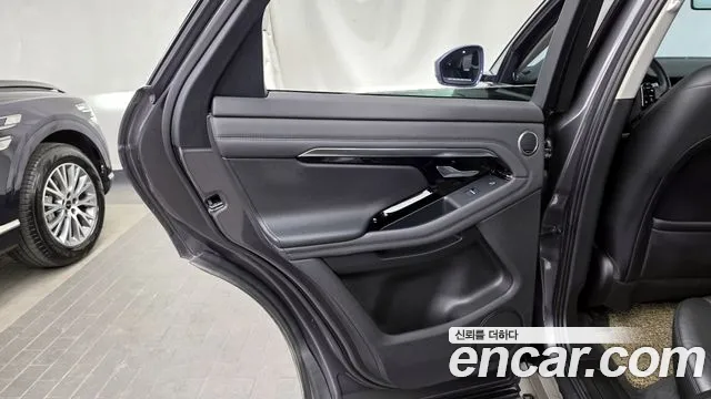 Land Rover Range Rover Evoque 2020 — фото 15