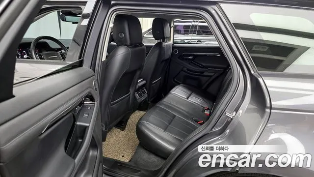 Land Rover Range Rover Evoque 2020 — фото 16