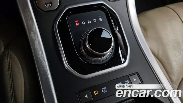 Land Rover Range Rover Evoque 2018 — фото 9