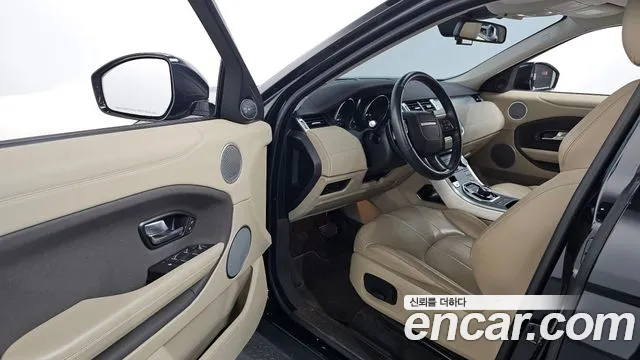 Land Rover Range Rover Evoque 2018 — фото 10
