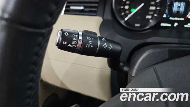 Land Rover Range Rover Evoque 2018 — фото 17
