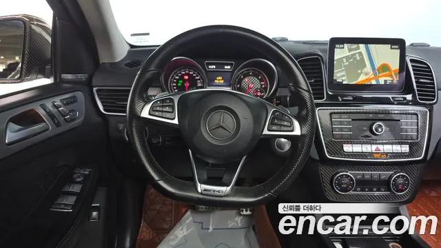Mercedes-Benz GLE-Class 2017 — фото 13