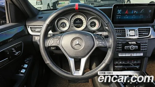 Mercedes-Benz E-Class 2014 — фото 13