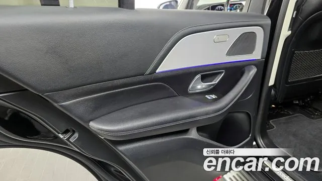 Mercedes-Benz GLE-Class 2021 — фото 15