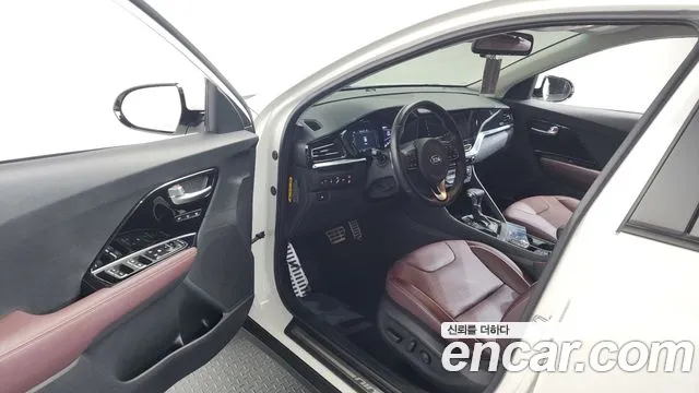 Kia Niro 2020 — фото 13