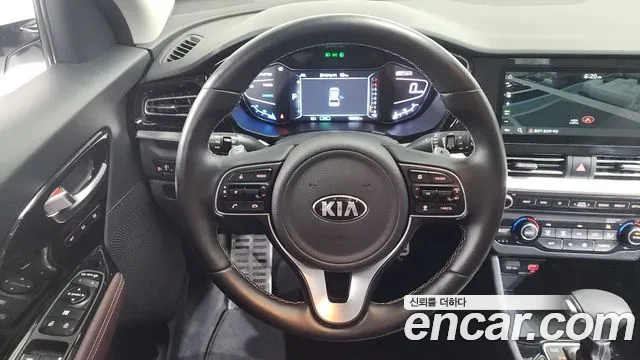 Kia Niro 2020 — фото 19