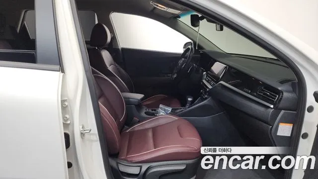 Kia Niro 2020 — фото 16