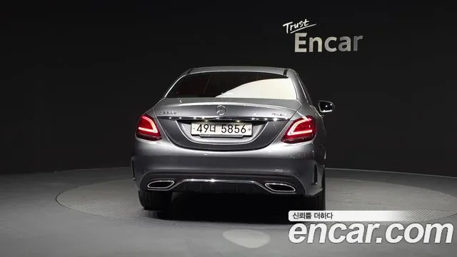 Mercedes-Benz C-Class 2019 — фото 4