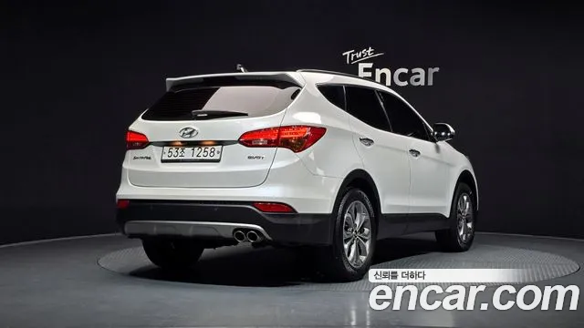 Hyundai Santafe 2015 — фото 2