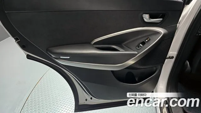 Hyundai Santafe 2015 — фото 15