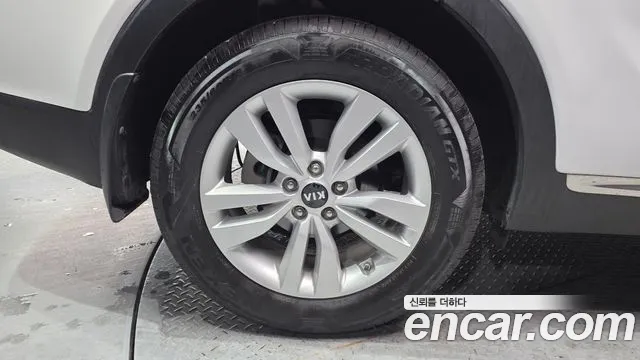 Kia Sorento 2015 — фото 5