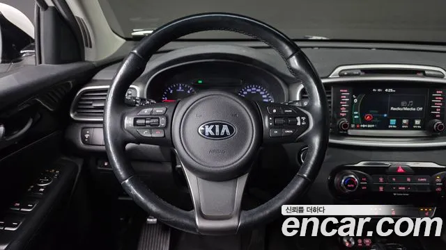 Kia Sorento 2015 — фото 13