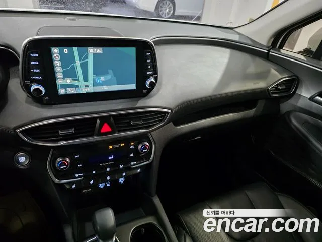 Hyundai Santafe 2019 — фото 11