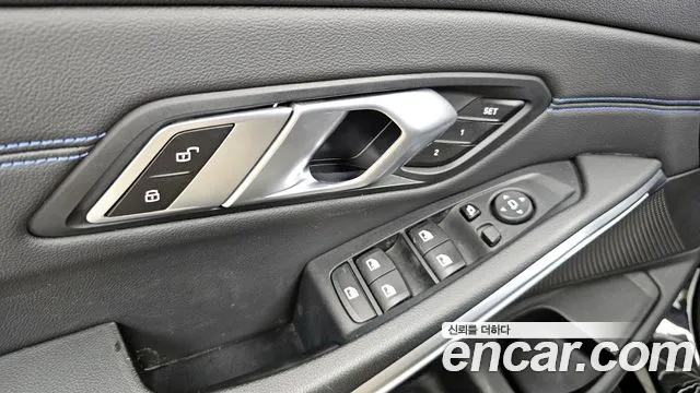 BMW 3-Series 2021 — фото 16