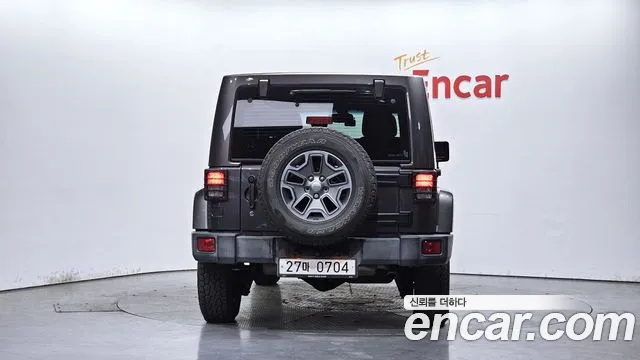 Jeep Wrangler 2016 — фото 4