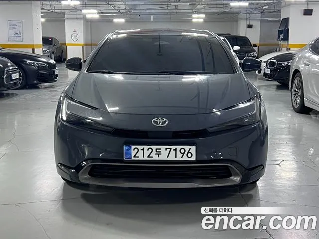 Toyota Prius 2025 — фото 2