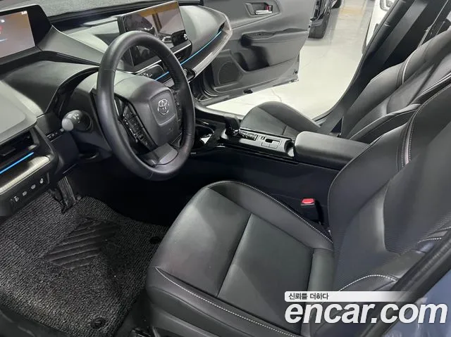 Toyota Prius 2025 — фото 10