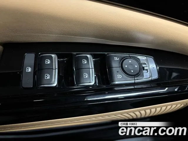 Kia Canival 2021 — фото 17
