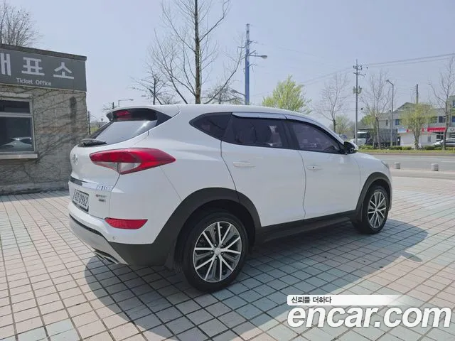 Hyundai Tucson 2017 — фото 5