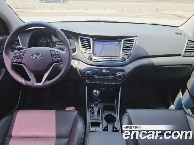 Hyundai Tucson 2017 — фото 9