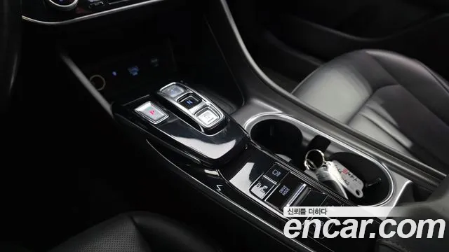 Hyundai Sonata 2020 — фото 12