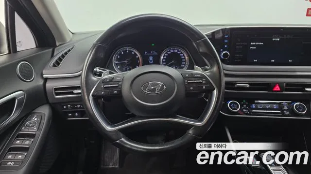 Hyundai Sonata 2020 — фото 19