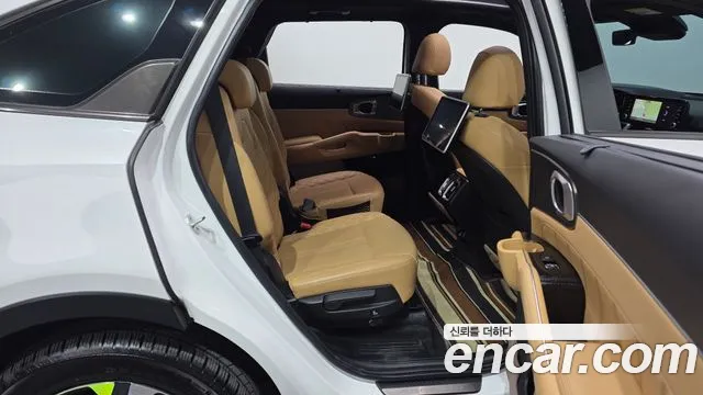 Kia Sorento 2021 — фото 18