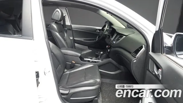 Hyundai Tucson 2018 — фото 11