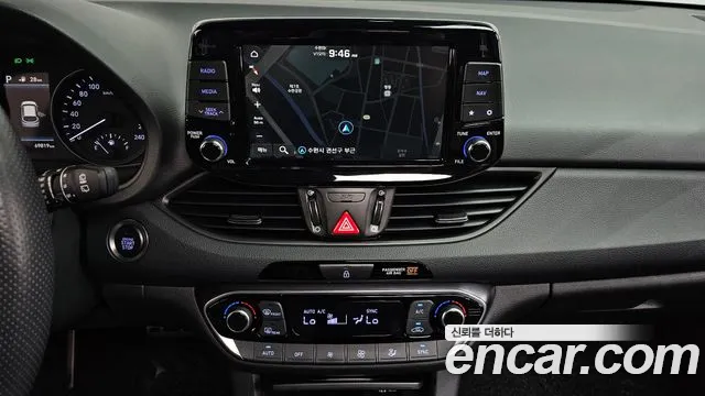 Hyundai i30 2020 — фото 12