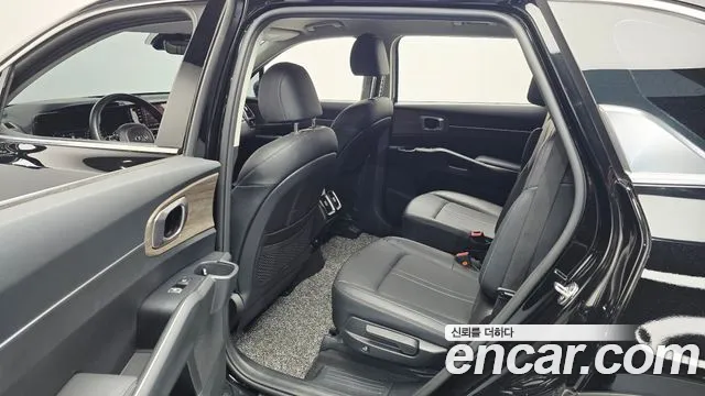 Kia Sorento 2021 — фото 11