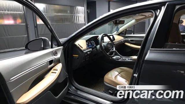 Hyundai Sonata 2020 — фото 10