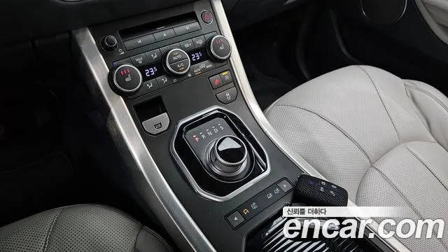 Land Rover Range Rover Evoque 2016 — фото 11